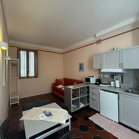 아파트 Le Due Torri In Rione Monti